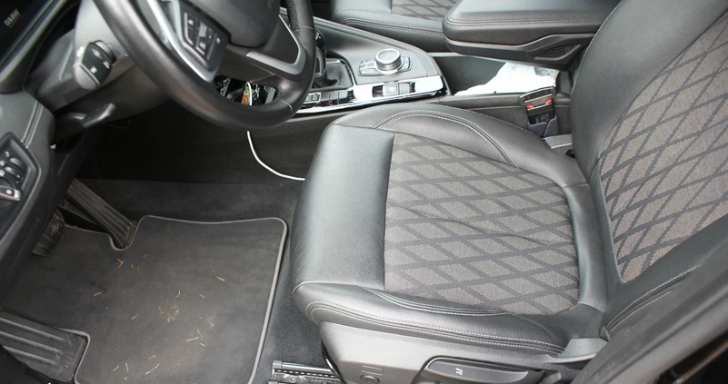BMW X1 cena 129800 przebieg: 56000, rok produkcji 2020 z Warszawa małe 379